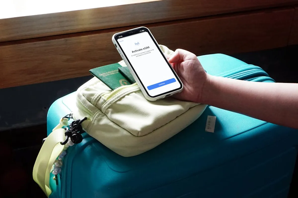 Best Travel eSIM Apps for International Trips
