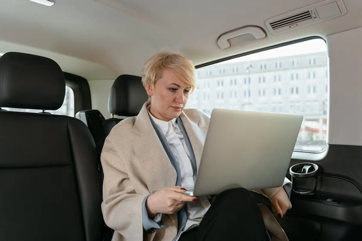 Hoptraveler Explained: Features, Search Intent, and Safer Alternatives