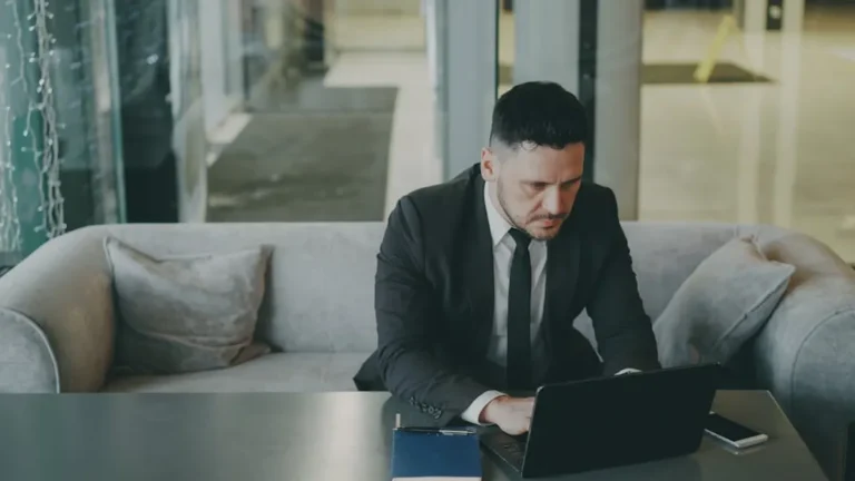 Lawyersclubindia Explained: Features, Search Intent, and Safer Alternatives