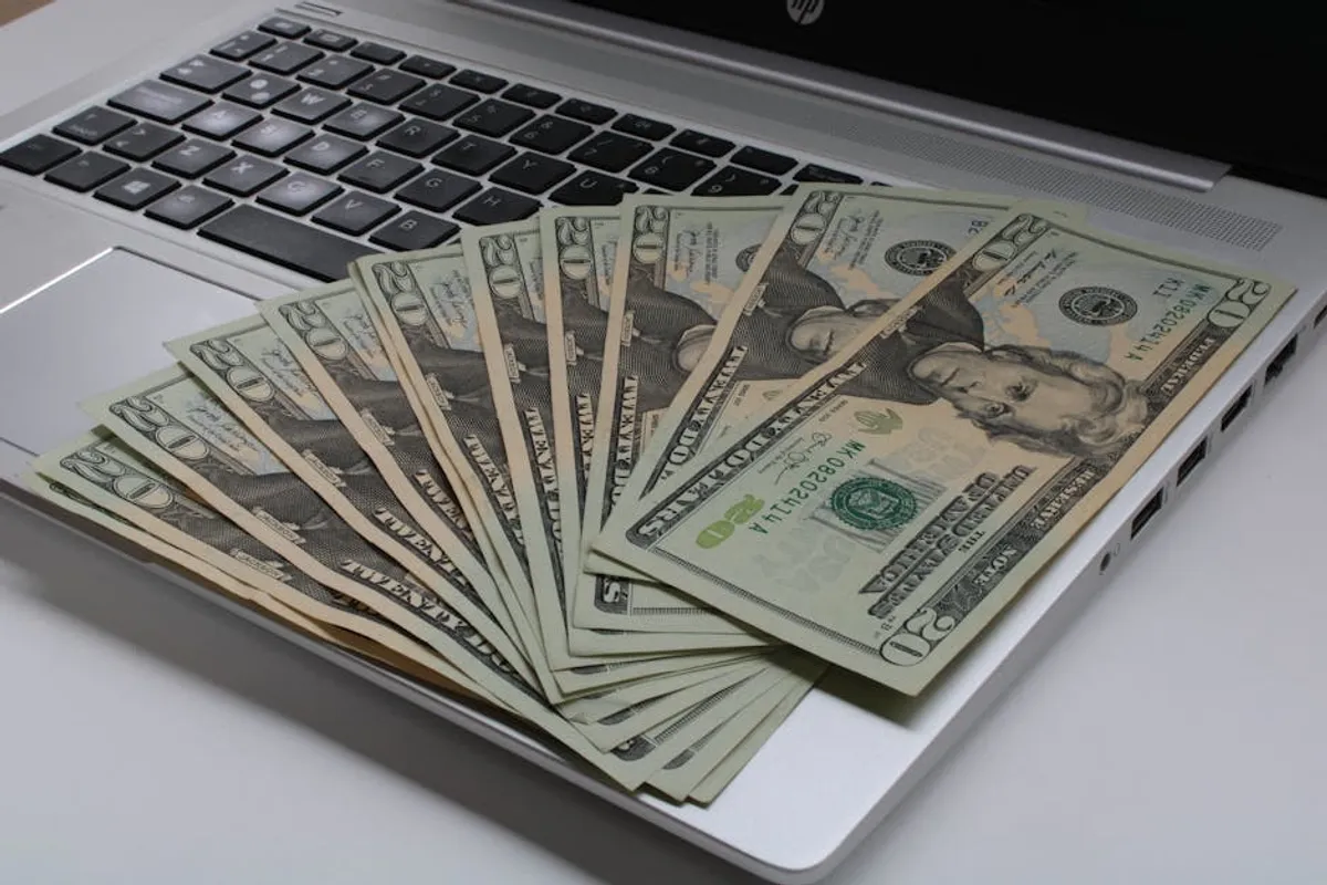 Moneynewsweb Explained: Features, Search Intent, and Safer Alternatives