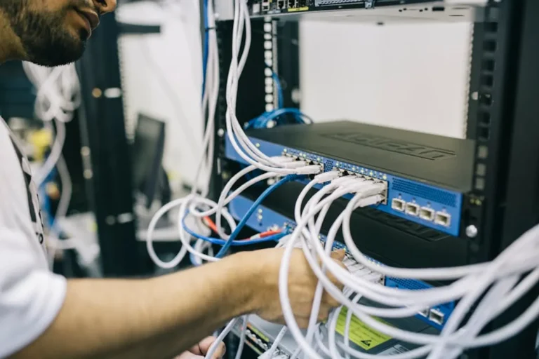 Router Lights Meaning: Internet, WiFi, LAN, and Power Explained