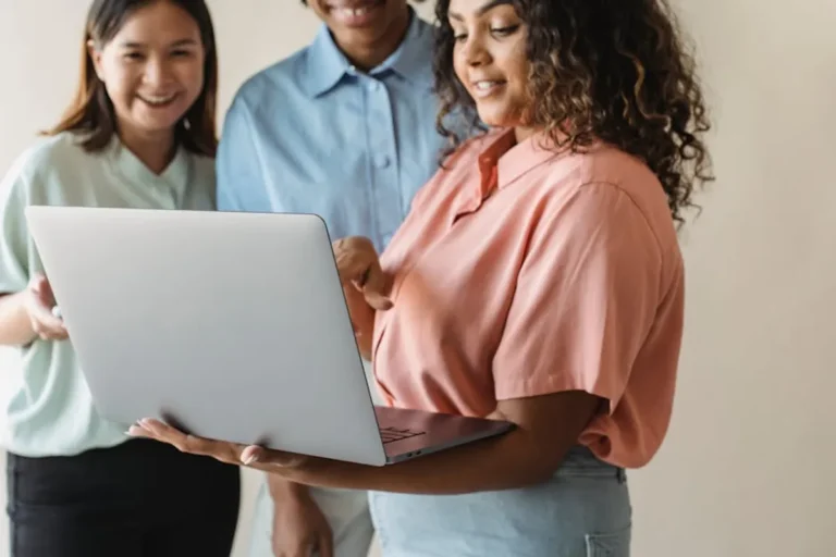 Sareecaptions Explained: Features, Search Intent, and Safer Alternatives