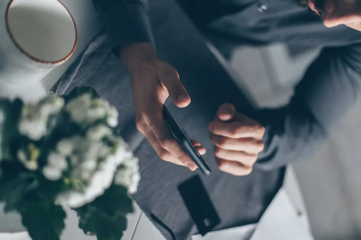 Virtual Phone Number for Business: Benefits and Costs