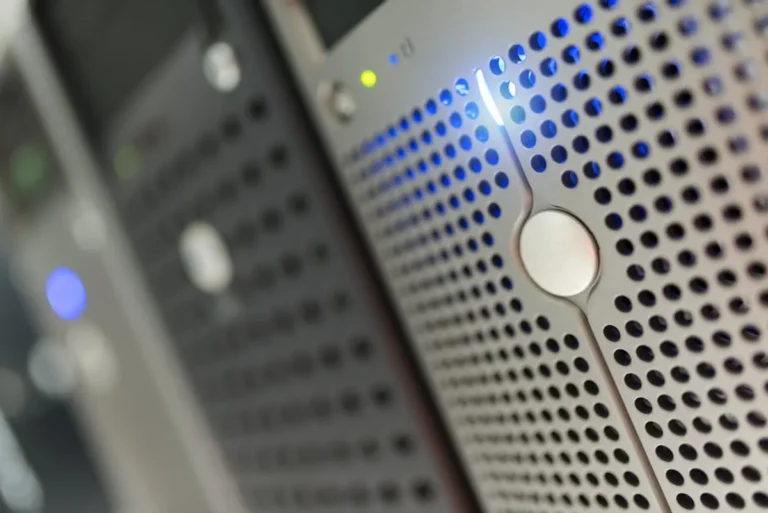 What Is a Default Gateway and How Do You Find It?